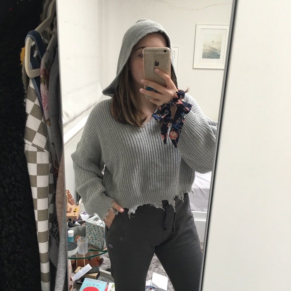 Forever 21 Cropped Sweater